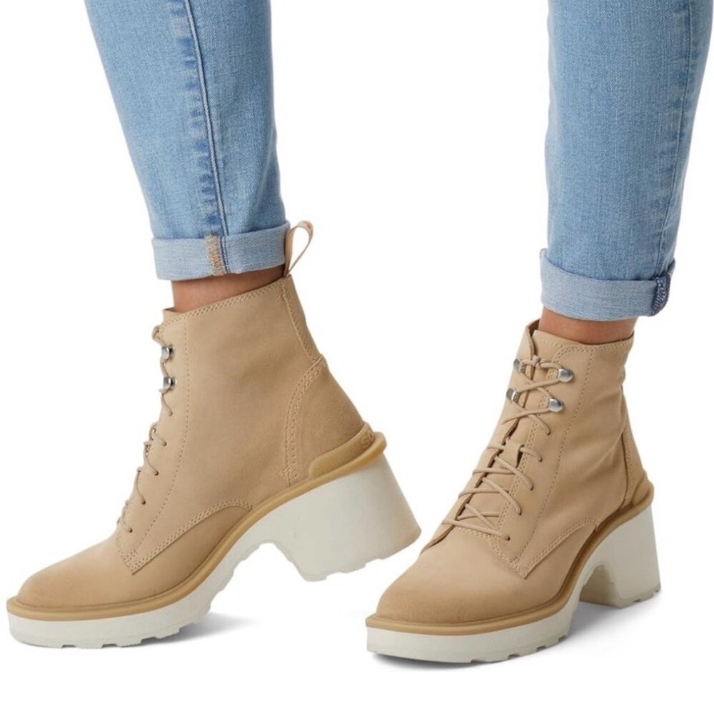 New Sorel Hi-Line Waterproof Heel Lace-Up Boot Women's
Size 10